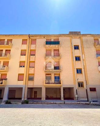 4 LOCALI A MARSALA