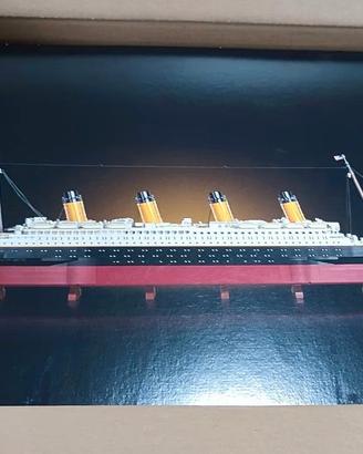 Titanic Lego 10294