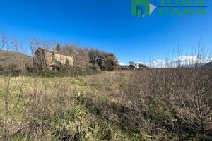 Casale di 300Mq + Terreno