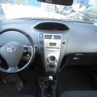 Cruscotto TOYOTA YARIS 1.8 benzina del 2007