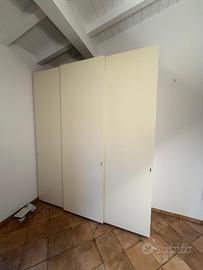Armadio laccato 3 ante scorrevoli