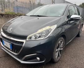 Peugeot 208 PureTech 82 5p. GPL Allure