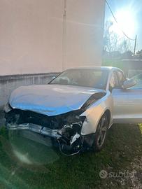 Audi A5 incidentata