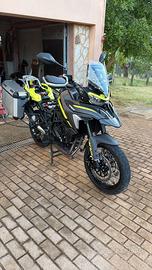 Benelli trk 702x