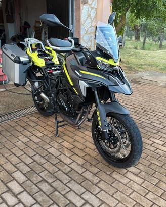 Benelli trk 702x