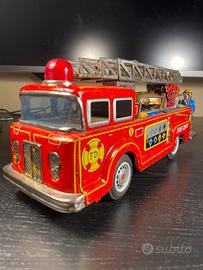Fire Truck in latta Made in Japan Tin Toy anni ’60
