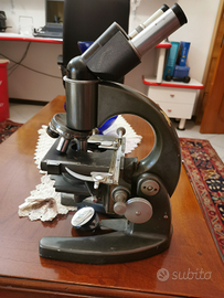 Microscopio anni 50