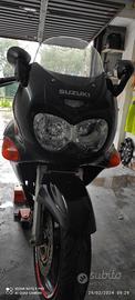 Suzuki GSX 750 F - 2001