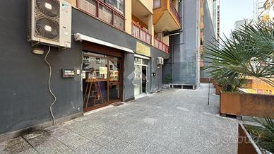 NEGOZIO A ROMA