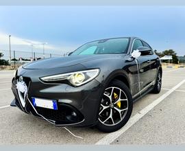 Alfa Romeo Stelvio per Matrimoni