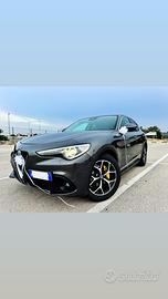 Alfa Romeo Stelvio per Matrimoni