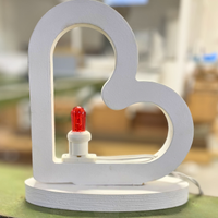 Lampada Artigianale a Cuore in Legno