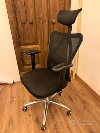 Sedia ergonomica d’ufficio Sihoo con ruote