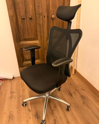 Sedia ergonomica d’ufficio Sihoo con ruote
