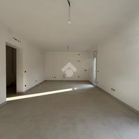 CASA SEMINDIPENDENTE A CASTELLALTO