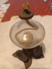 Lampada ad olio (o lume ad olio)vintage 