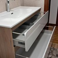 Lavandino bagno + specchio