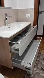 Lavandino bagno sospeso + specchio