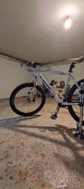 MTB FRW DA RIPARARE 