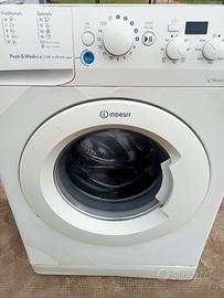 lavatrice Indesit 