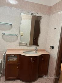 Mobile bagno più vasca angolare