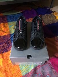 Scarpe Prada vernice nera 37