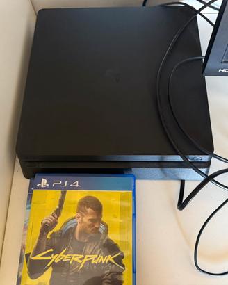 PLAYSTATION 4 slim