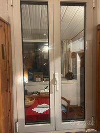 Serramenti in alluminio, porta e finestra