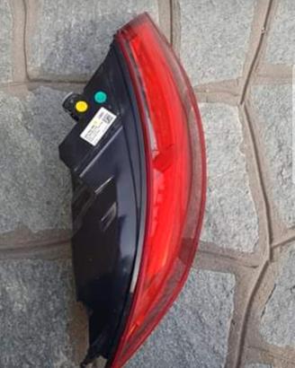 faro posteriore Audi