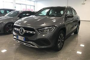 MERCEDES-BENZ GLA 250 e hybrid Plug-in Business