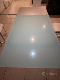 Tavolo vetro estensibile