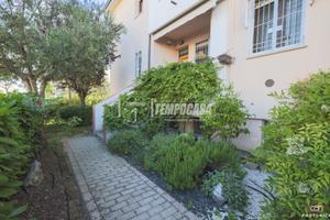 APPARTAMENTO CON INGRESSO INDIPENDENTE, CORTILE E