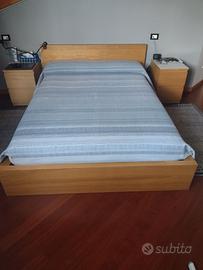 Letto piazza mezza francese (140x200) + 2 comodini