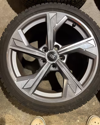 Cerchi Audi  sport 18 con gomme