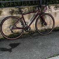 Triban GRVL 520 Subcompact Shimano 105