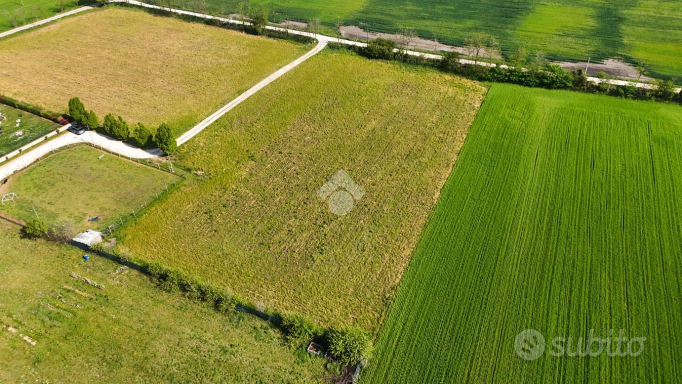TER. AGRICOLO A BEDIZZOLE - Vista 4