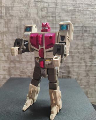 Transformers G1 Abominus 1987 Hasbro Takara