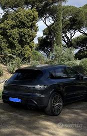 Porsche Macan S