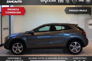 Mercedes-Benz GLA 200 d Business