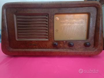 Radio  D'epoca vintage Telefunken T56  in radica