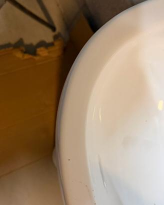 Lavandino con colonna da bagno