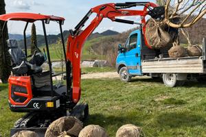 ESCAVATORE KUBOTA 18 qli NUOVO FULL OPTIONAL