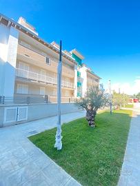 VARCATURO; Box Auto Anche Uso Deposito FL328