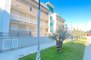 VARCATURO; Box Auto Anche Uso Deposito FL328