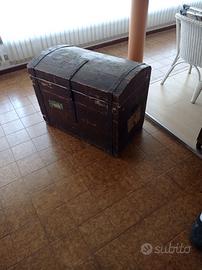 Baule antico legno abete