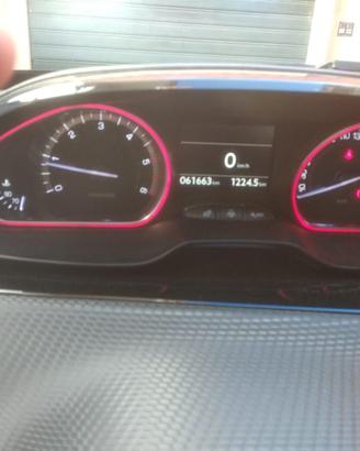 Peugeot 2008 1.6 Blue-HDi GT Line