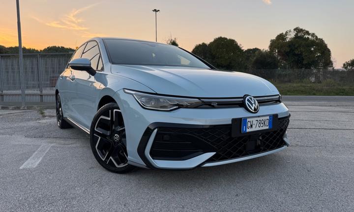 Volkswagen Golf 2.0 TDI 150 CV DSG SCR R-Line Plus