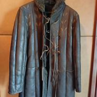 Montone in pelle con pelliccia interna