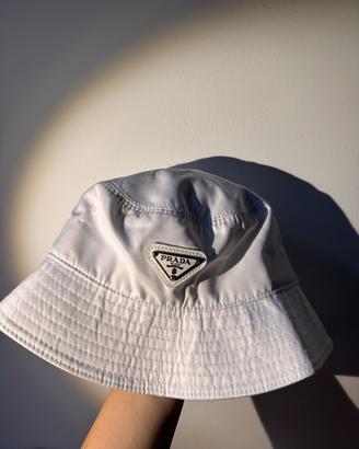 Cappello prada