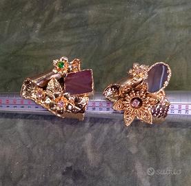 set 2 anelli in ottone dorato con pietre
